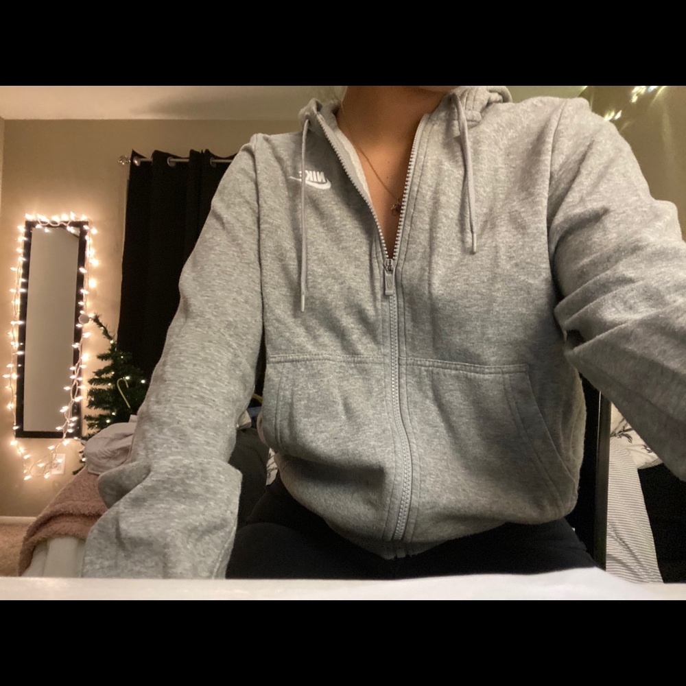 COPY - nike zip up